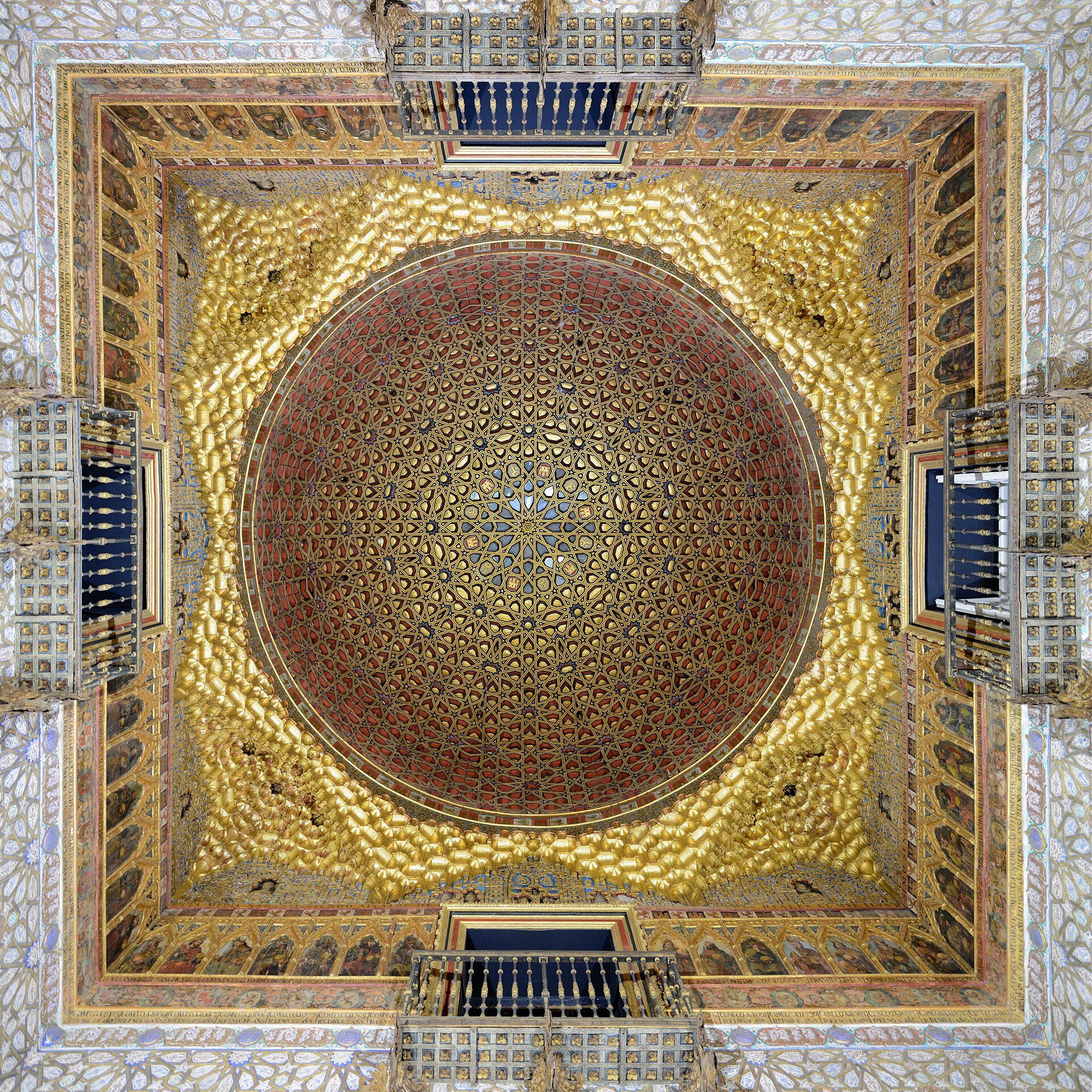 Real Alcazar w Sewilli