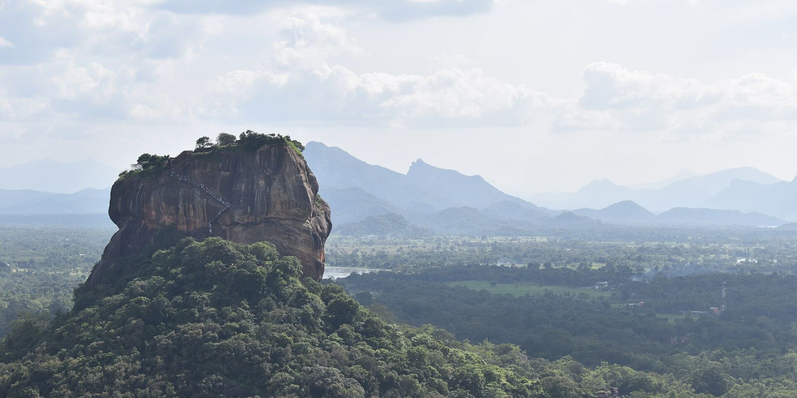 Sigiriya widziana z Pidurangala